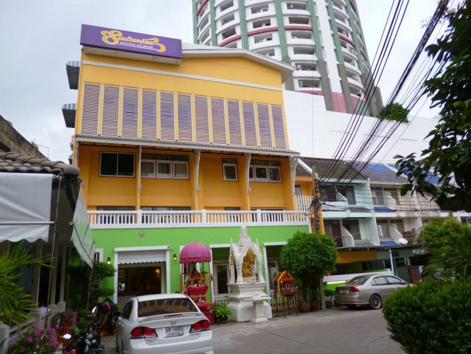 Sawasdee Sukhumvit Inn Bangkok Exterior photo