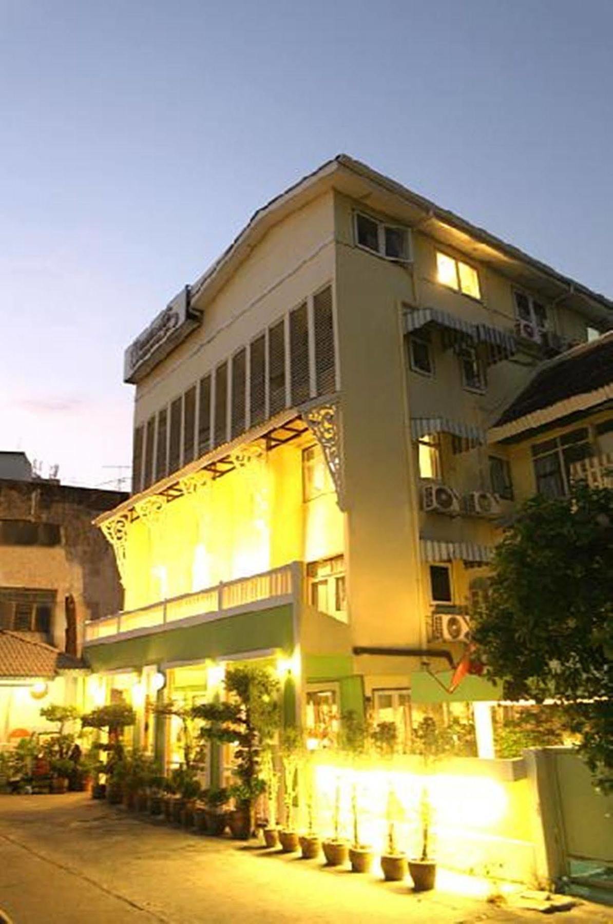 Sawasdee Sukhumvit Inn Bangkok Exterior photo
